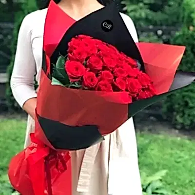 Rose arrangement to Istanbul