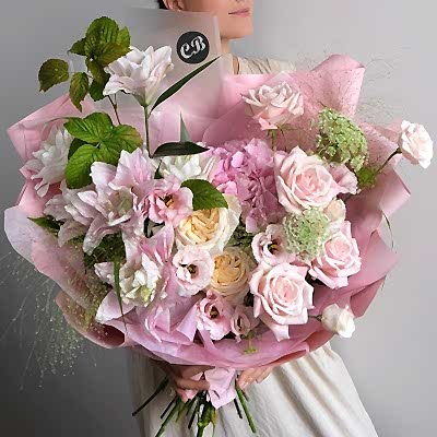 Luxury flower delivery Istanbul