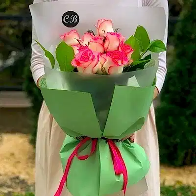 Luxury rose bouquet to Istanbul