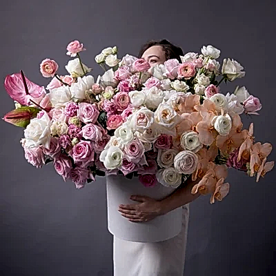 Flowers in box delivery Istanbul