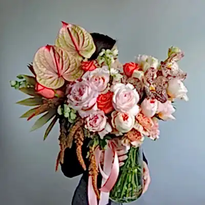 Flowers in vases delivery istanbul