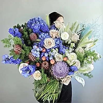 Flowers in vase delivery istanbul