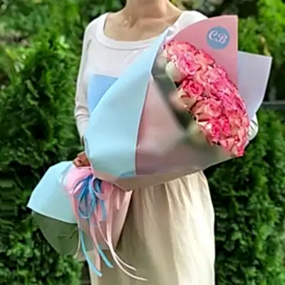 Send fresh roses to Antalya