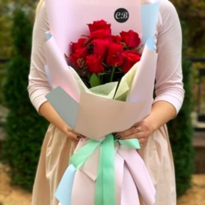Luxury rose bouquets for Istanbul