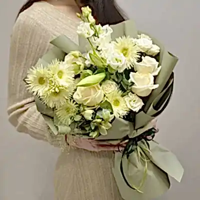Fresh flowers delivery Antalya