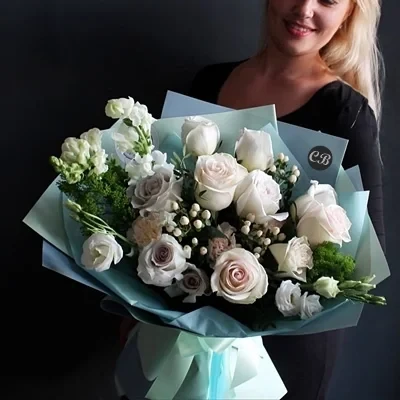 Luxury flowers for Antalya