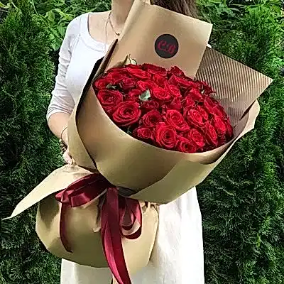 51 red roses to Bodrum