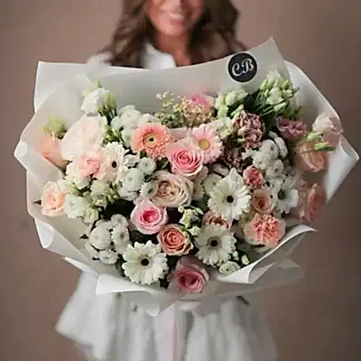 Luxury flower delivery in Konyaaltı